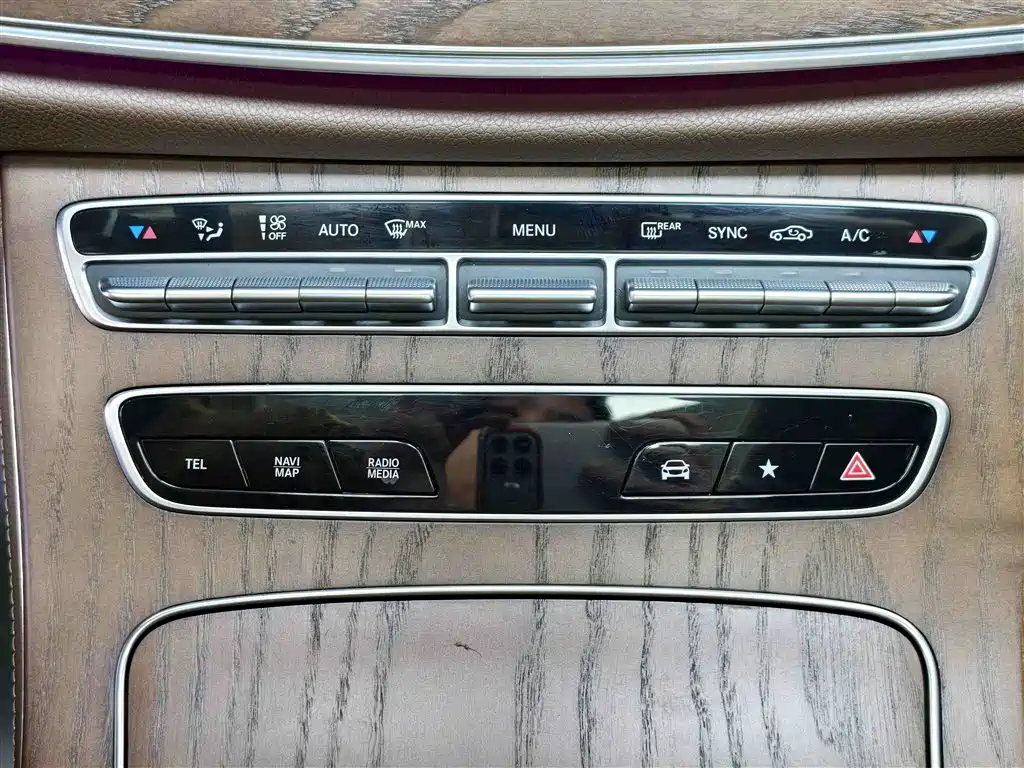 Mercedes-Benz Mercedes-Benz E-Class 2023 Facelift E 300 L Fashion Edition 2023 - thumbnail 11