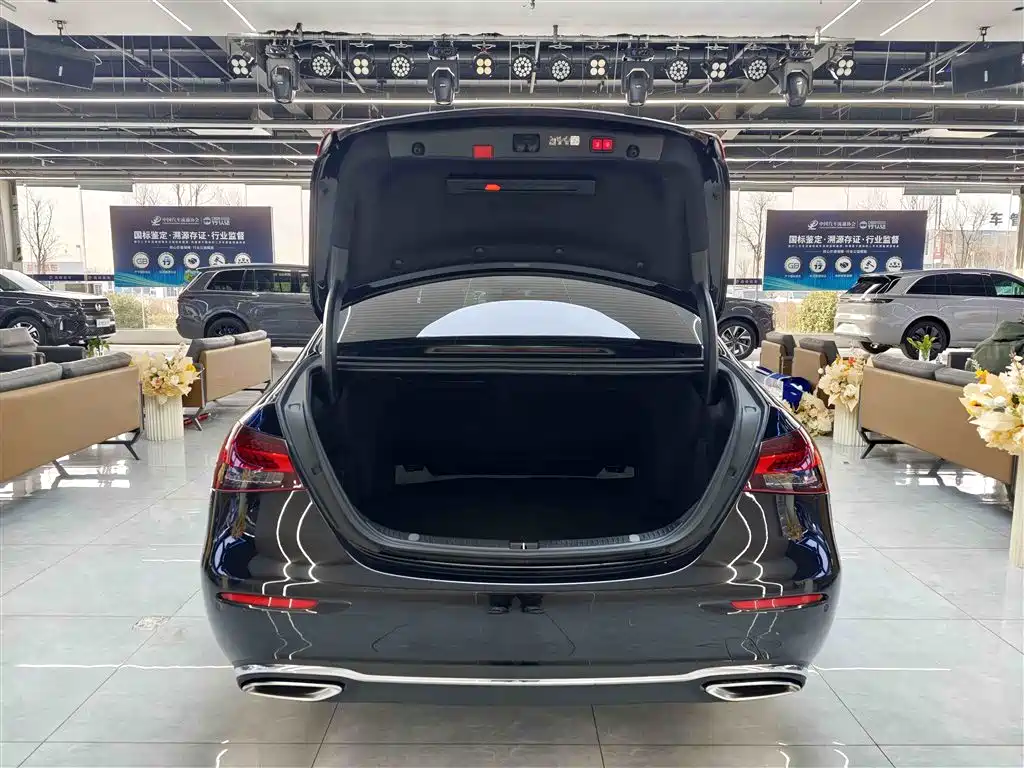 Mercedes-Benz Mercedes-Benz E-Class 2023 Facelift E 300 L Fashion Edition 2023 - thumbnail 20