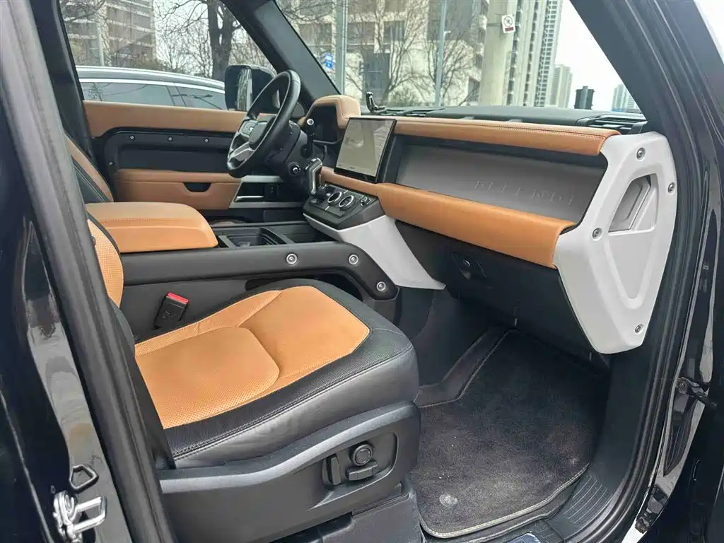 Land Rover Land Rover Defender 2023 Model Year Facelift 110 3.0T P400 X-DYNAMIC HSE 2023 - thumbnail 5