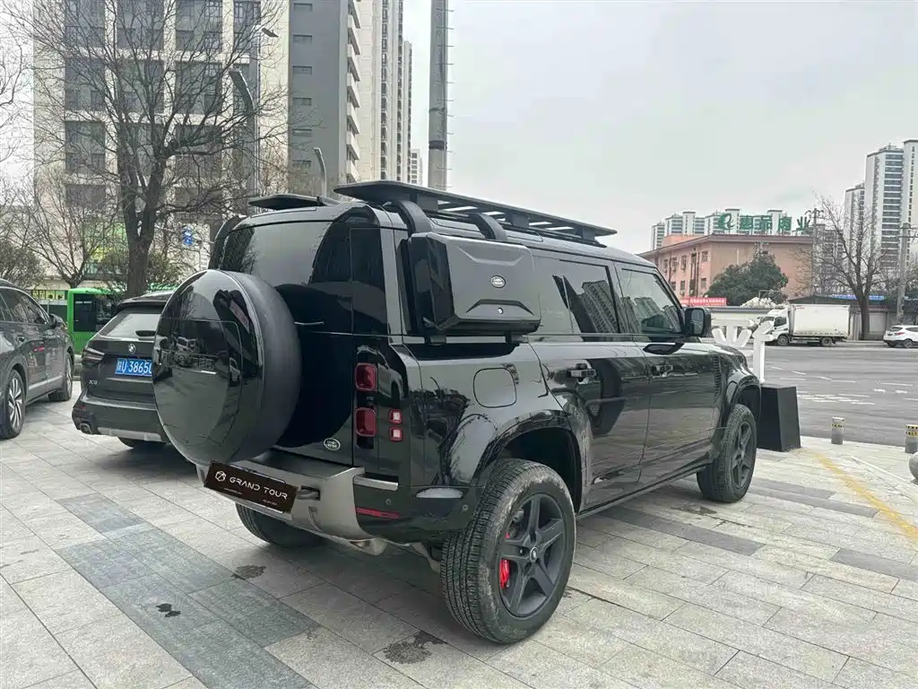 Land Rover Land Rover Defender 2023 Model Year Facelift 110 3.0T P400 X-DYNAMIC HSE 2023 - thumbnail 6