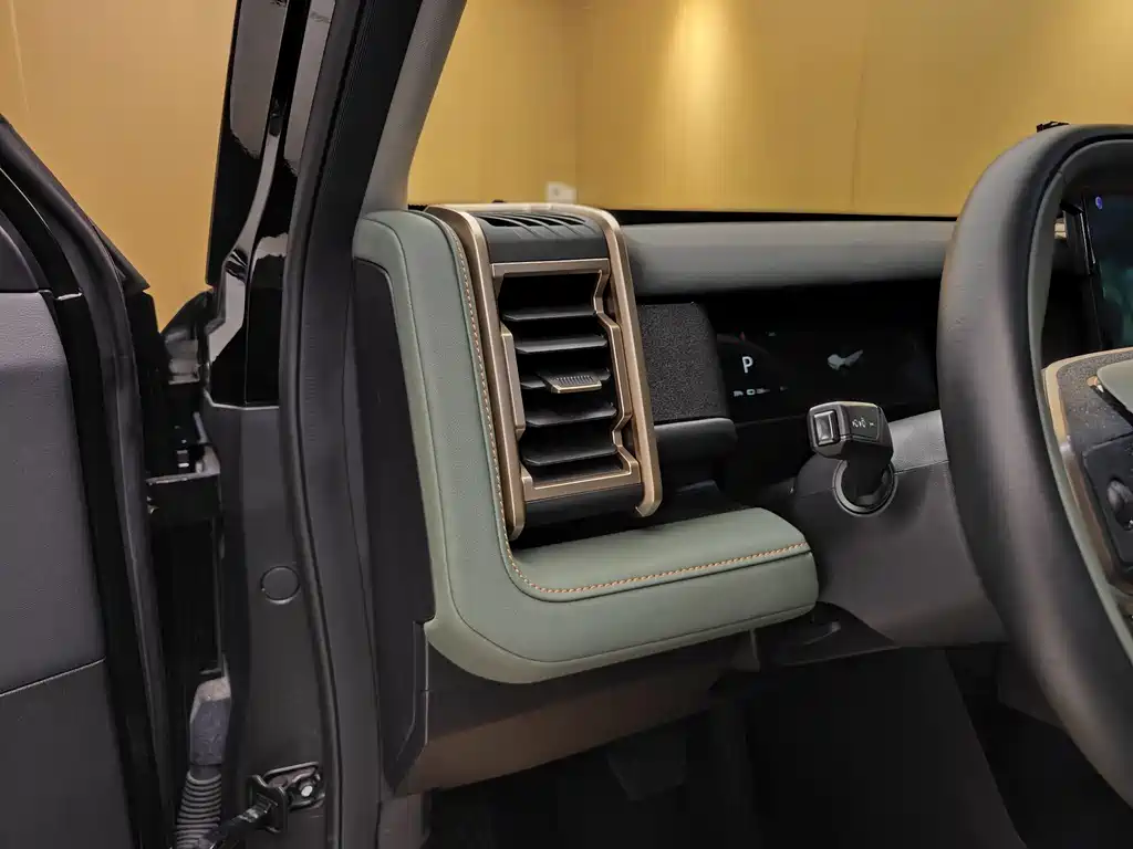 iCAR iCAR 03 2024 4WD Long Range Version 472km 2024 - thumbnail 11