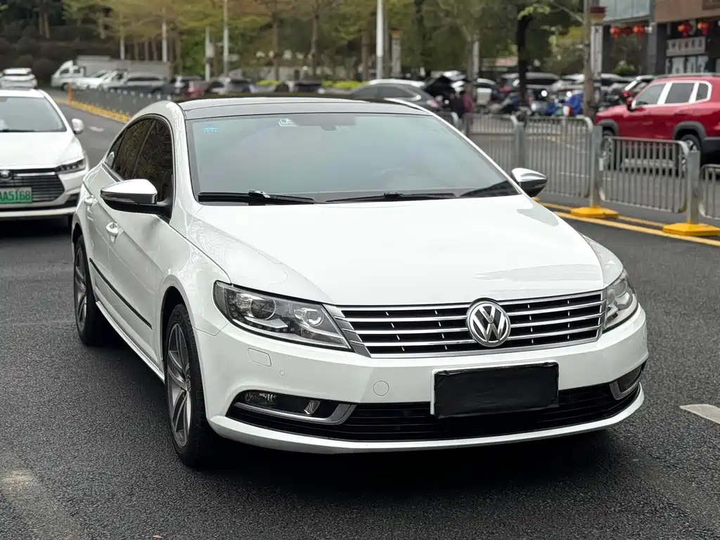 Volkswagen Volkswagen CC 2016 1.8TSI Luxury Edition 2017 - thumbnail 3