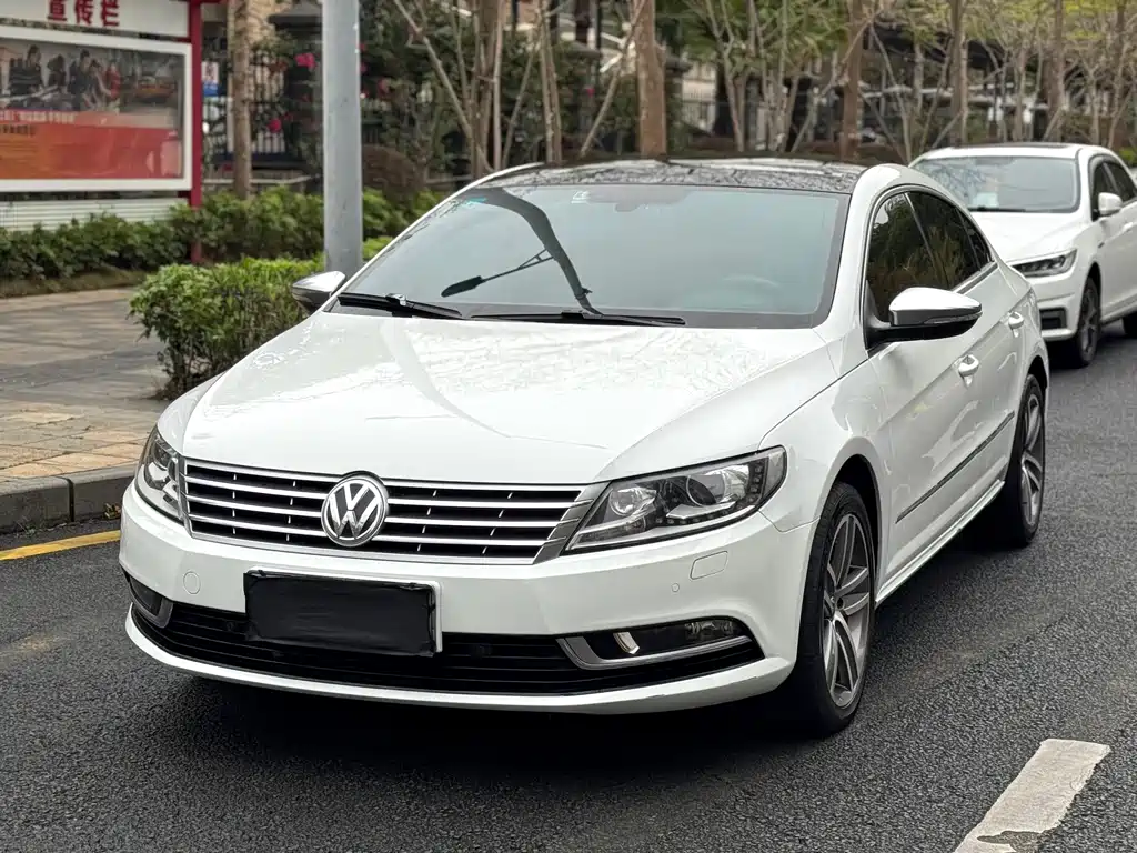 Volkswagen Volkswagen CC 2016 1.8TSI Luxury Edition 2017 - thumbnail 4