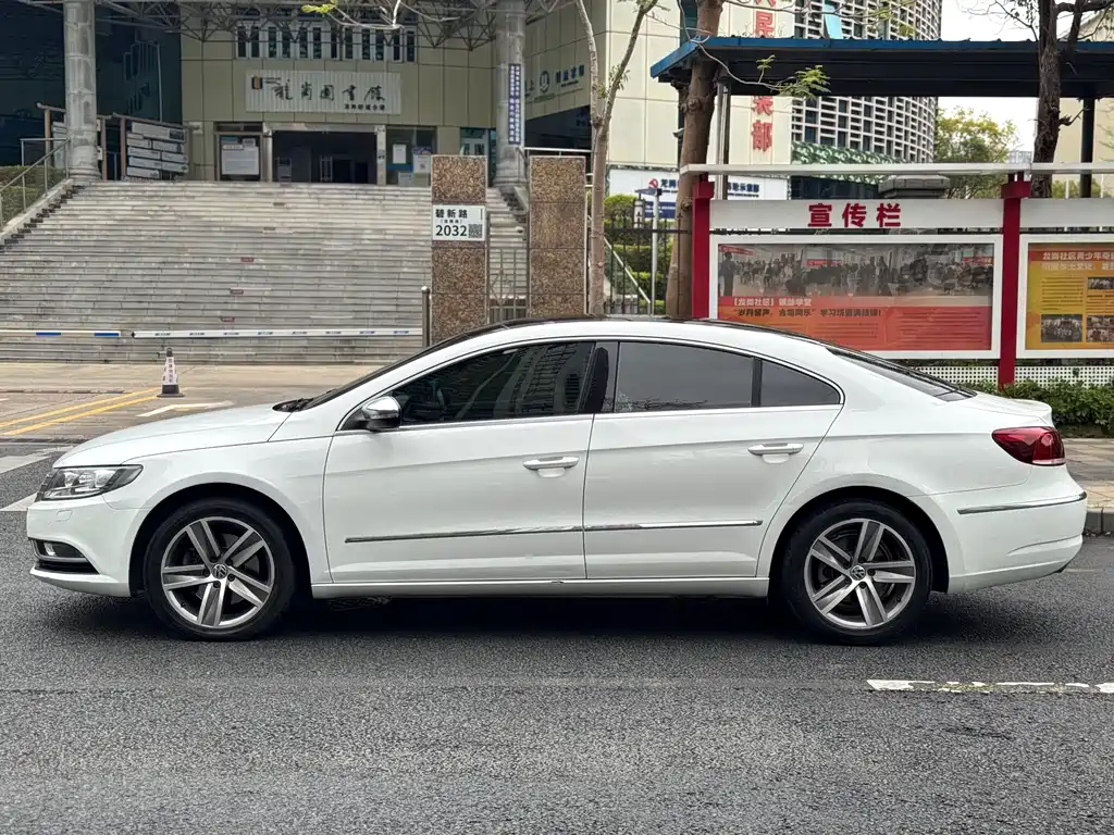 Volkswagen Volkswagen CC 2016 1.8TSI Luxury Edition 2017 - thumbnail 15