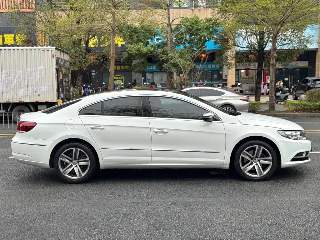 Volkswagen Volkswagen CC 2016 1.8TSI Luxury Edition 2017 - thumbnail 16