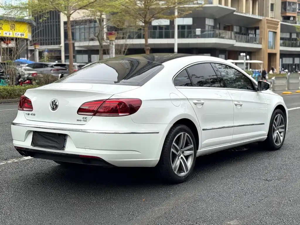 Volkswagen Volkswagen CC 2016 1.8TSI Luxury Edition 2017 - thumbnail 17