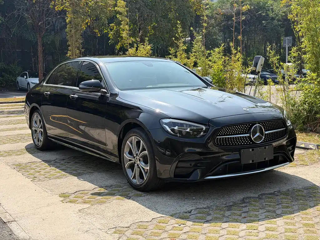 Mercedes-Benz Mercedes-Benz E-Class 2022 Model Year Facelift E 300 L Sport Style 2022 - thumbnail 2