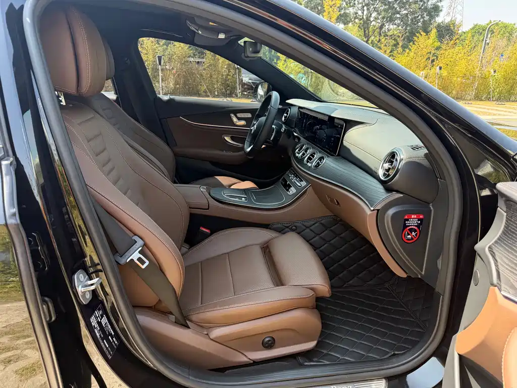 Mercedes-Benz Mercedes-Benz E-Class 2022 Model Year Facelift E 300 L Sport Style 2022 - thumbnail 7