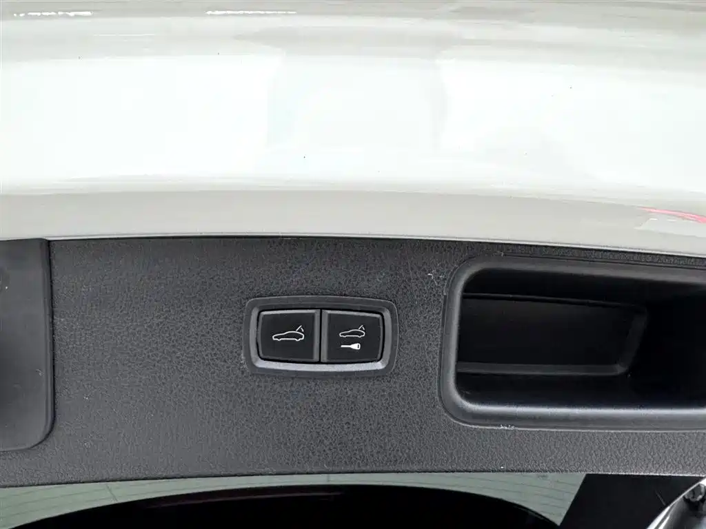 Porsche Porsche Macan 2021 Macan 2.0T 2021 - thumbnail 23