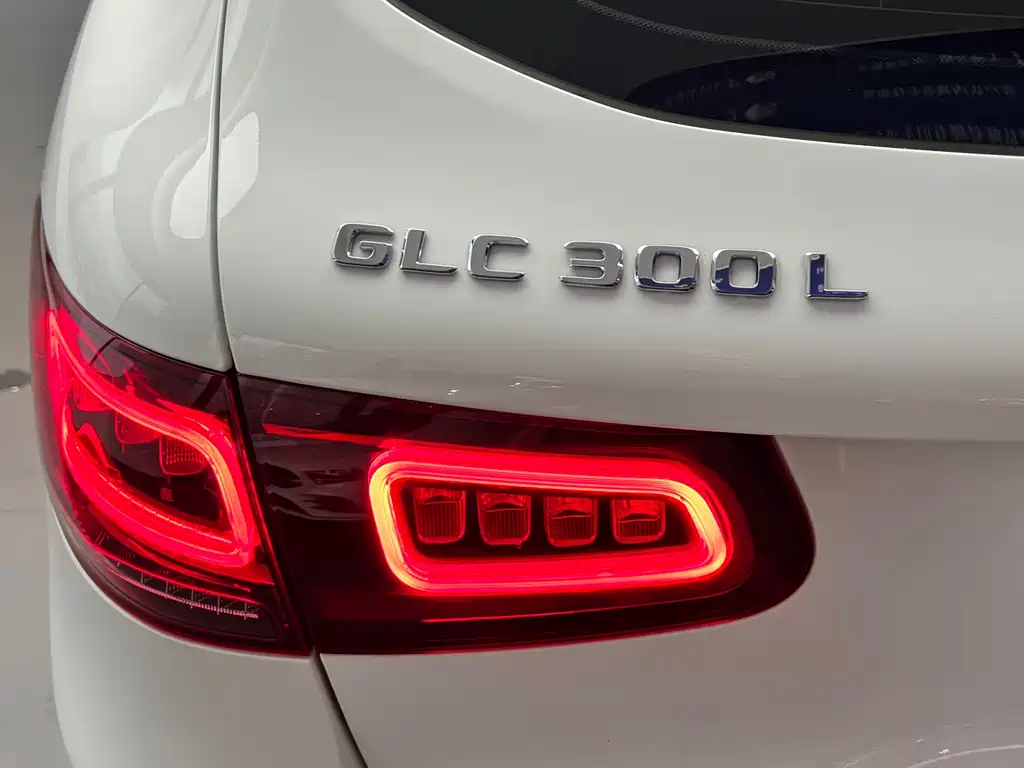 Mercedes-Benz Mercedes-Benz GLC 2022 GLC 300 L 4MATIC Sport Edition 2022 - thumbnail 7