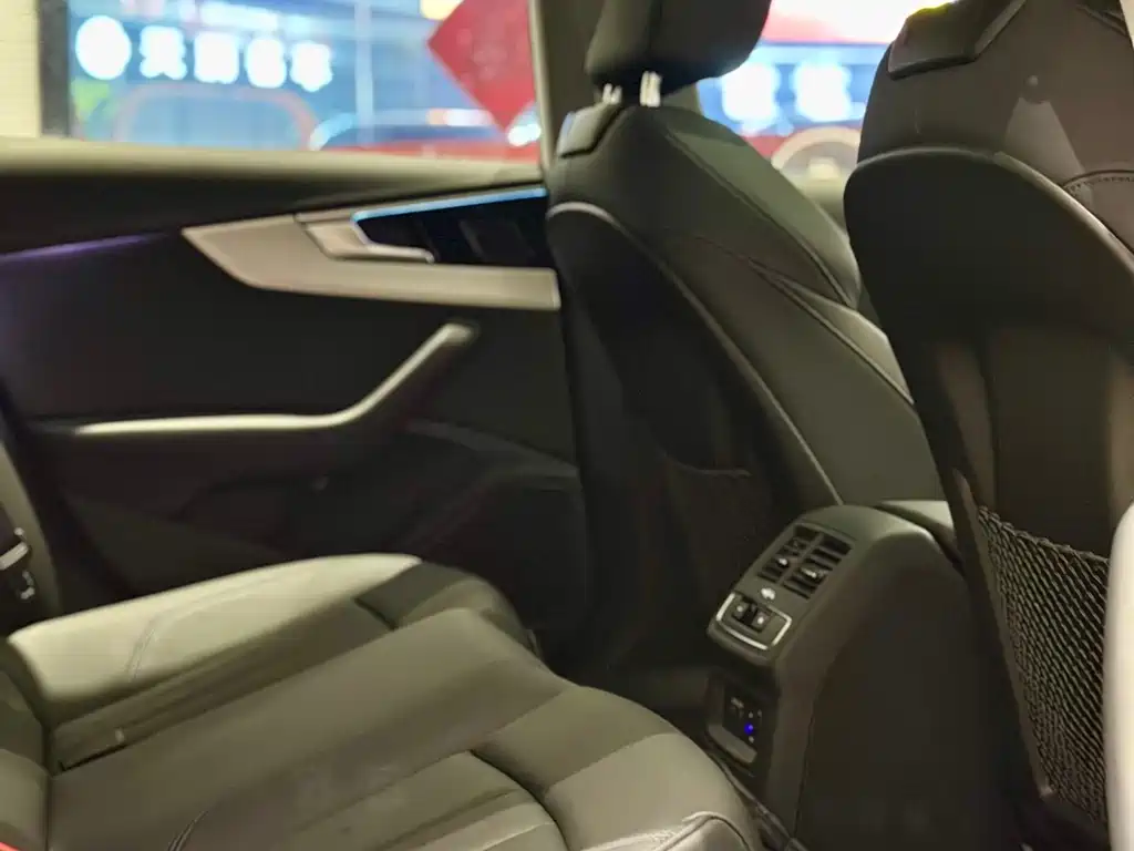 Audi Audi A5 Import 2024 Sportback 40 TFSI quattro Luxury Dynamic Model 2024 - thumbnail 6