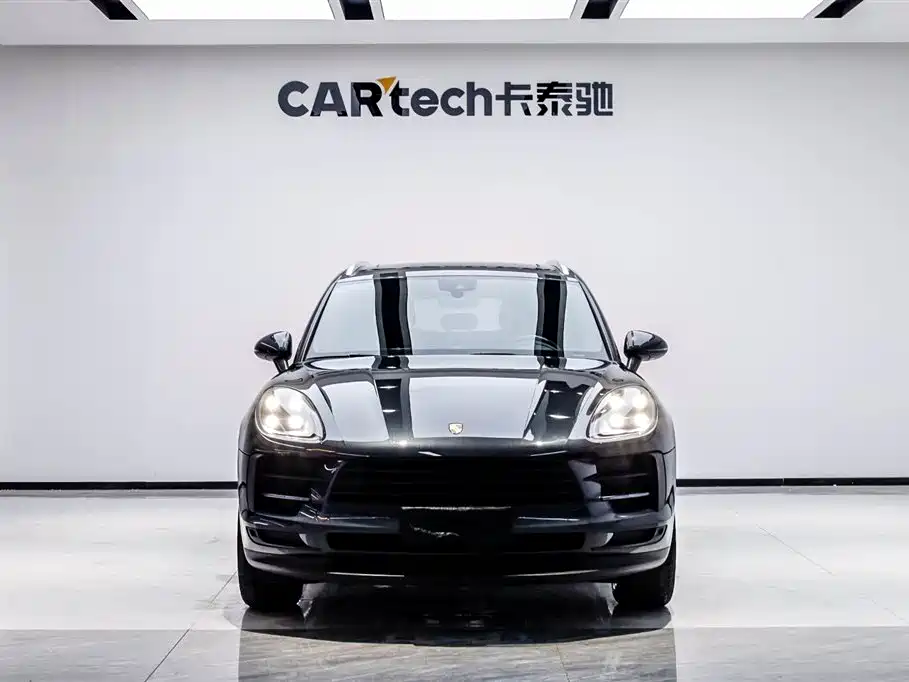 Porsche Porsche Macan 2020 Macan 2.0T 2019 - thumbnail 2