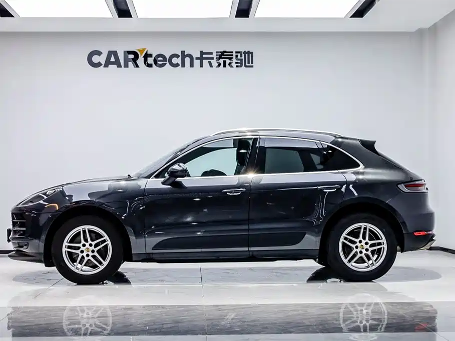 Porsche Porsche Macan 2020 Macan 2.0T 2019 - thumbnail 3