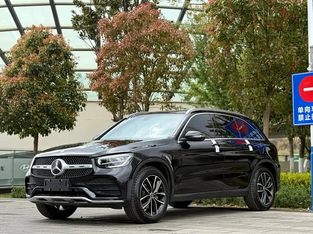 Mercedes-Benz Mercedes-Benz GLC 2021 GLC 260 L 4MATIC Dynamic Model 2021