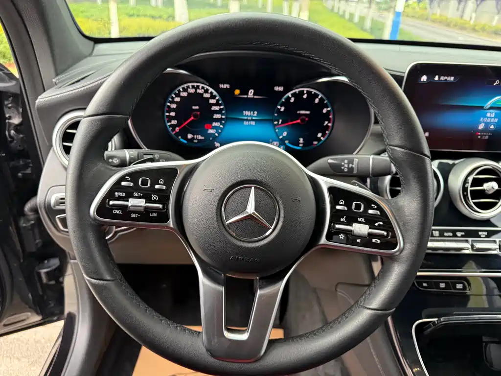 Mercedes-Benz Mercedes-Benz GLC 2021 GLC 260 L 4MATIC Dynamic Model 2021 - thumbnail 23