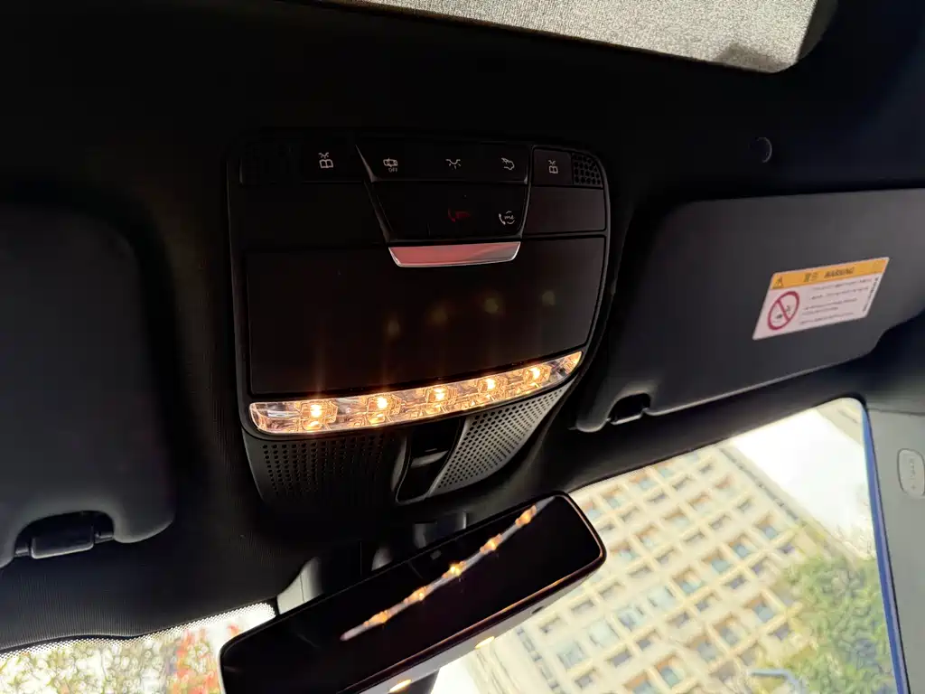 Mercedes-Benz Mercedes-Benz GLC 2021 GLC 260 L 4MATIC Dynamic Model 2021 - thumbnail 28