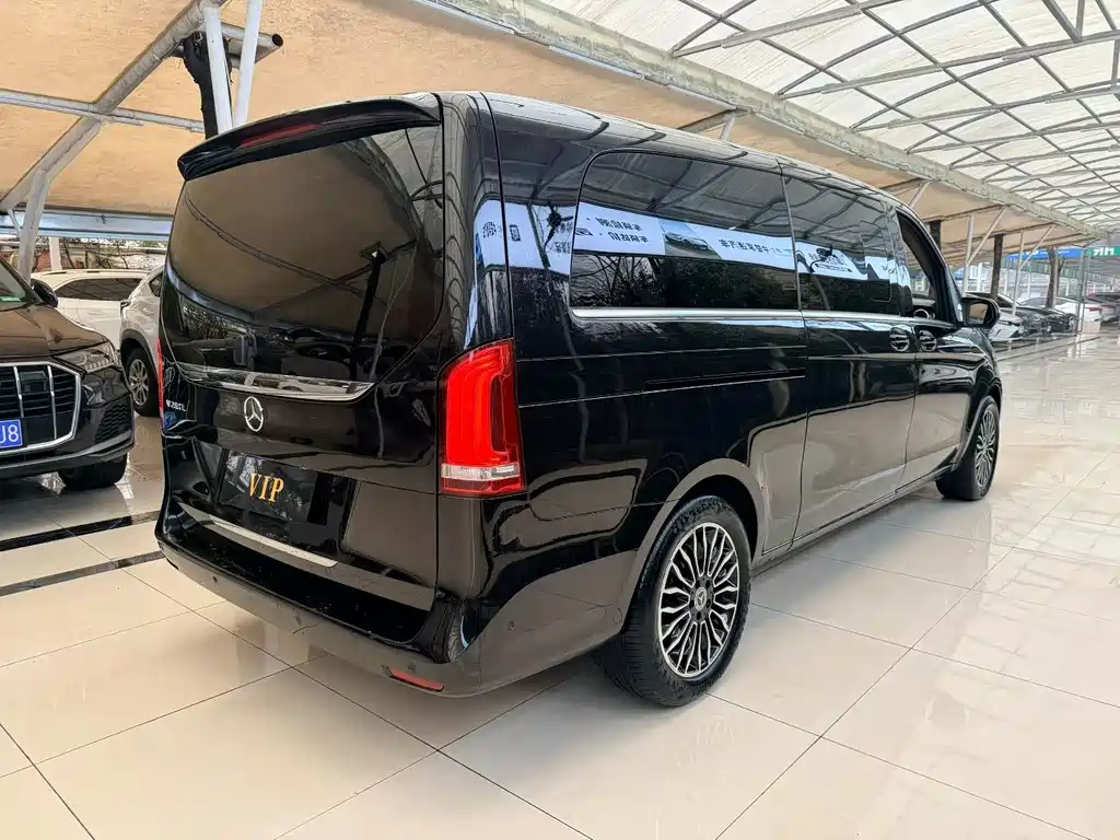 Mercedes-Benz Mercedes-Benz V-Class 2018 V 260 L Exclusive Long Wheelbase Edition Euro V 2019 - thumbnail 4