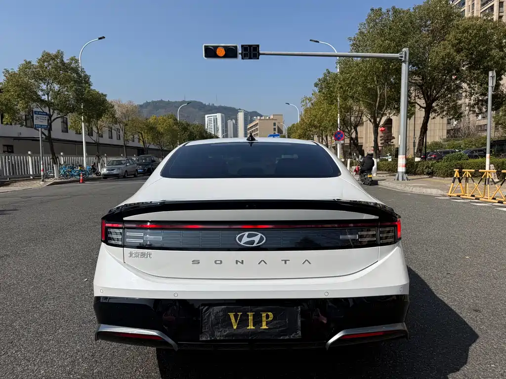 Hyundai Hyundai Sonata 2024 1.5T Pro 2025 - thumbnail 5