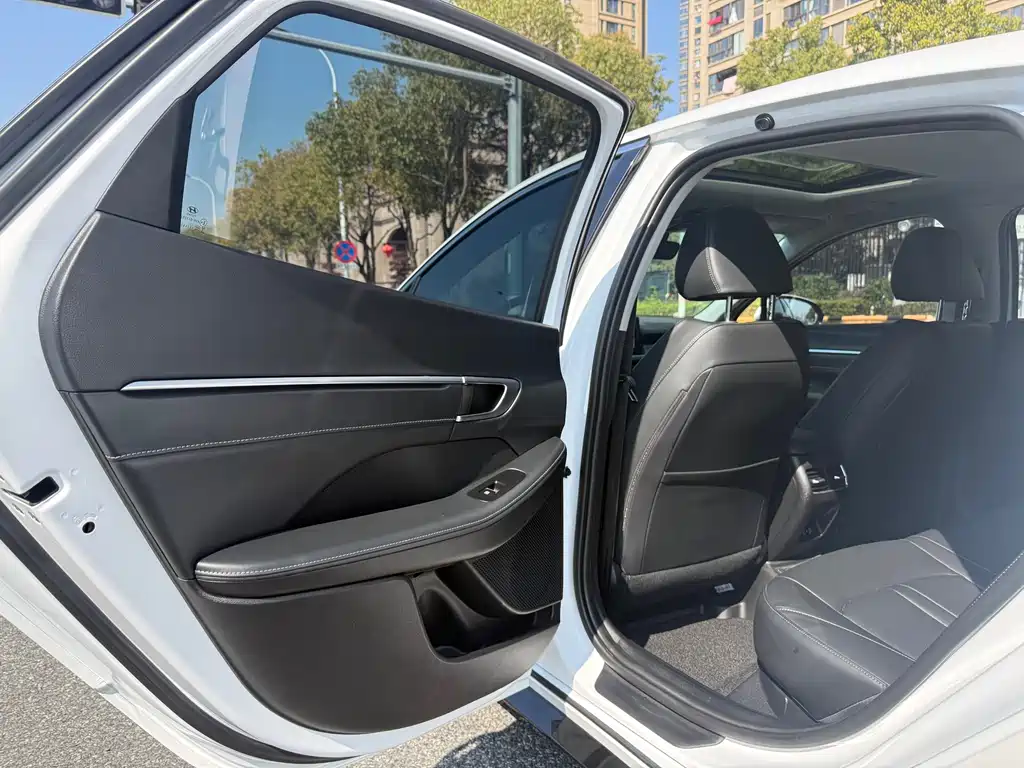 Hyundai Hyundai Sonata 2024 1.5T Pro 2025 - thumbnail 26