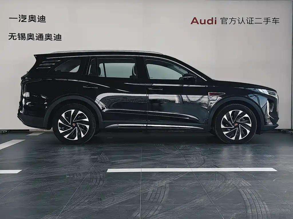 Hongqi Hongqi HS7 2024 2.0T Automatic AWD Flag Enjoyment Edition Six Seats 2024 - thumbnail 3