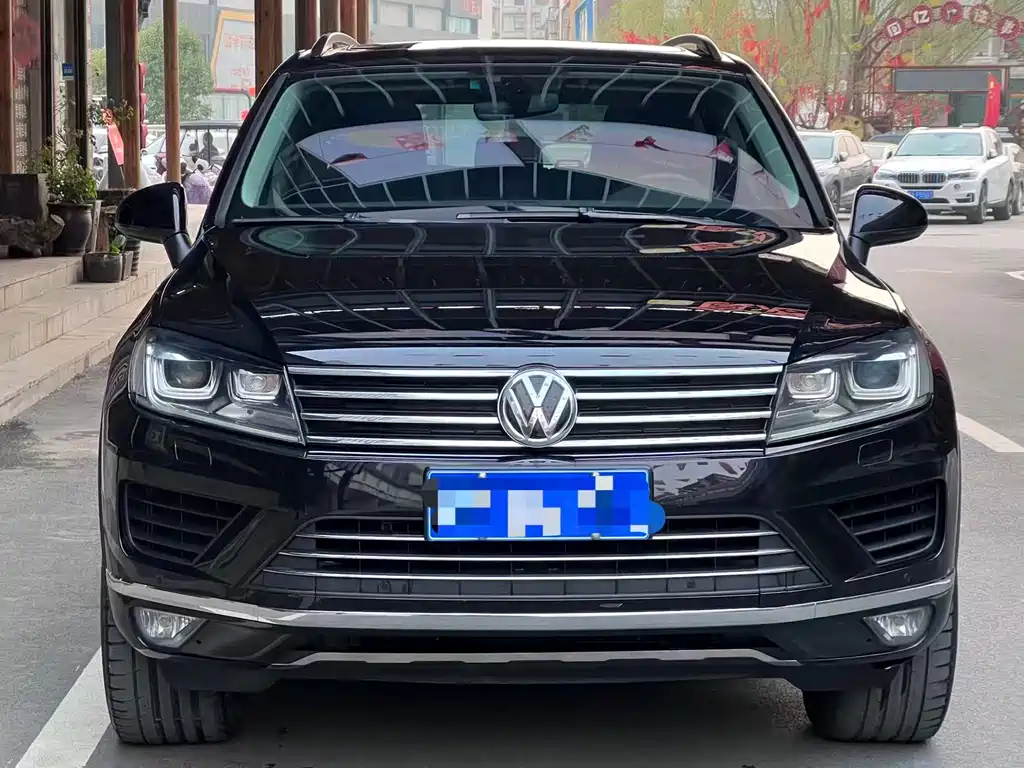 Volkswagen Volkswagen Touareg 2017 3.0TSI Outdoor Edition 2018 - thumbnail 2