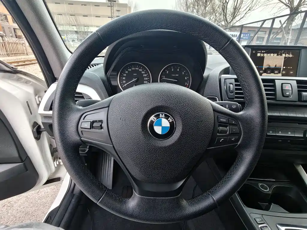 BMW BMW 1 Series Import 2013 Model Facelift 116i Leading Edition 2014 - thumbnail 14