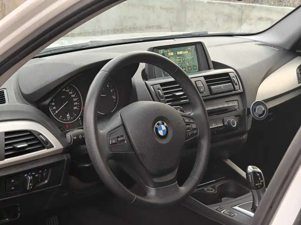 BMW BMW 1 Series Import 2013 Model Facelift 116i Leading Edition 2014 - thumbnail 26