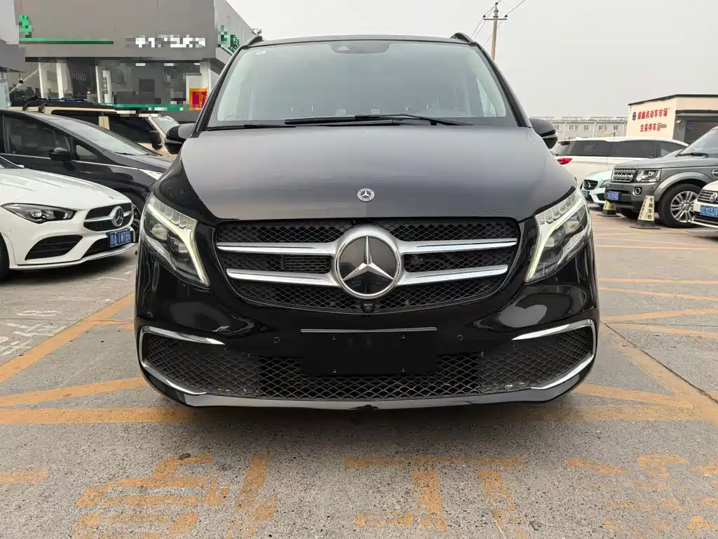 Mercedes-Benz Mercedes-Benz V-Class 2021 V 260 L Long Wheelbase Premium Edition 2022 - thumbnail 2