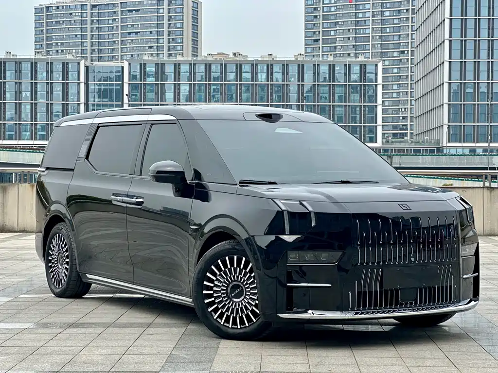 Zeekr Zeekr 009 2024 Six-Seat Executive Version AWD 108kWh 2025 - thumbnail 3