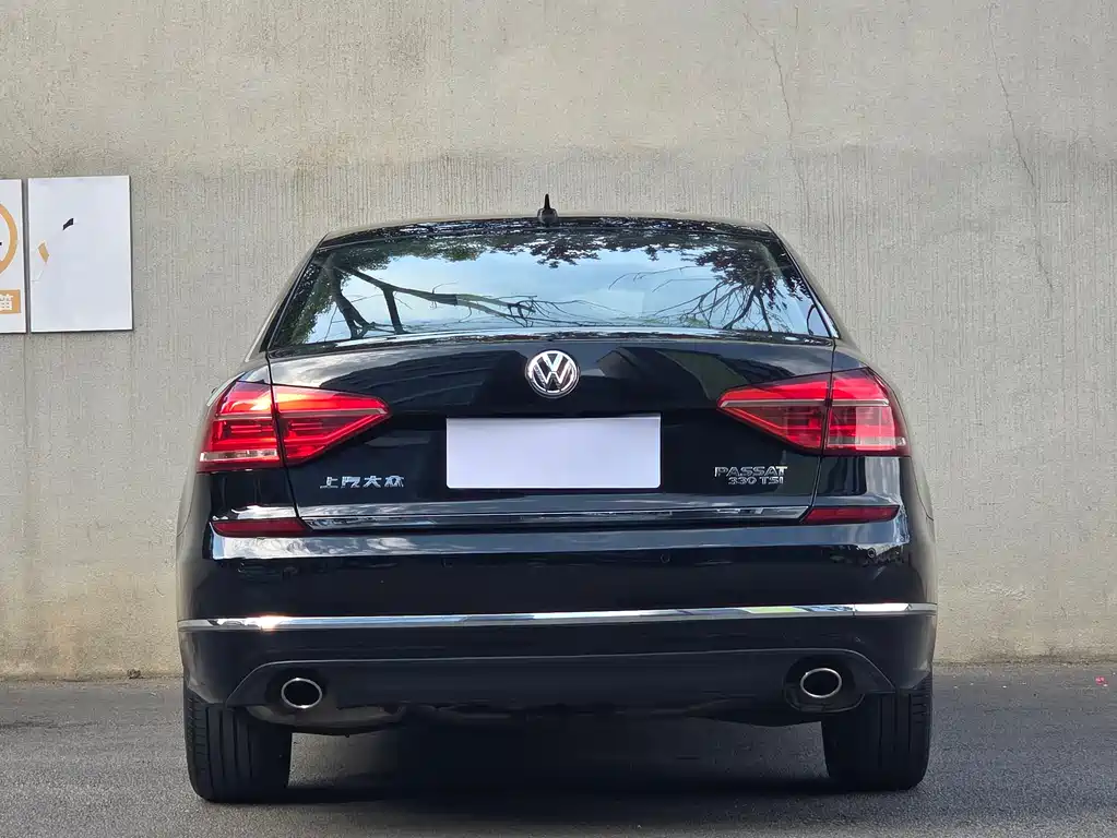 Volkswagen Volkswagen Passat 2017 330TSI DSG Luxury Edition 2017 - thumbnail 5