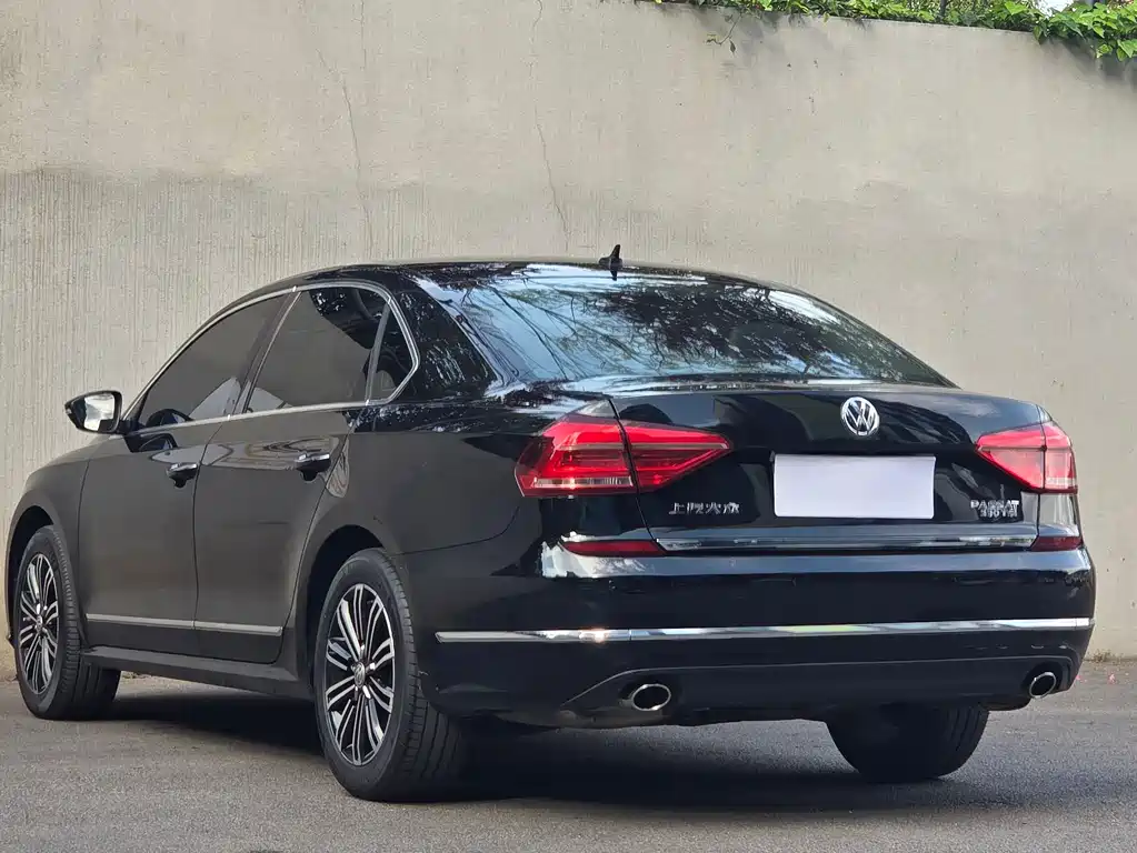 Volkswagen Volkswagen Passat 2017 330TSI DSG Luxury Edition 2017 - thumbnail 6