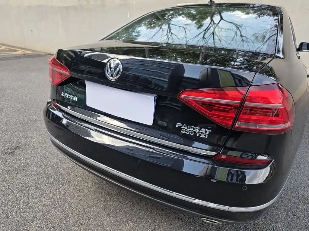 Volkswagen Volkswagen Passat 2017 330TSI DSG Luxury Edition 2017 - thumbnail 30
