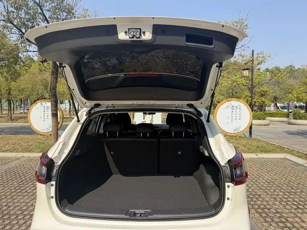 Nissan Nissan Qashqai 2023 Classic 2.0L CVT XV Comfort Edition 2024 - thumbnail 16
