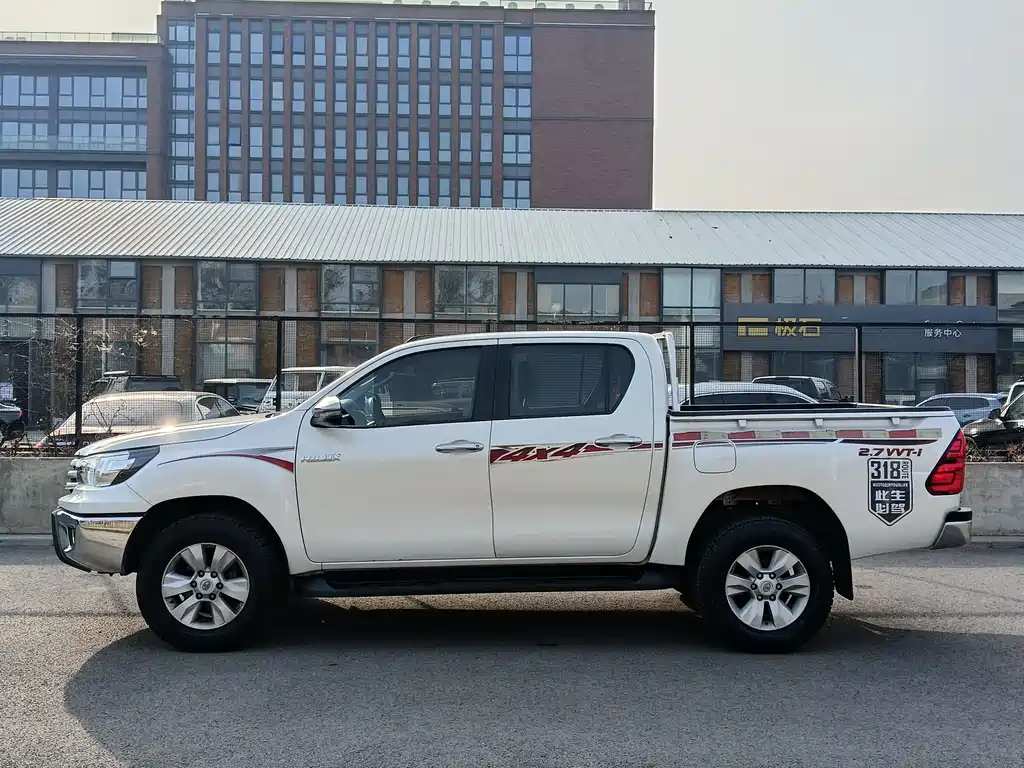 Toyota Toyota Hilux 2019 2.7L Automatic 2019 - thumbnail 6