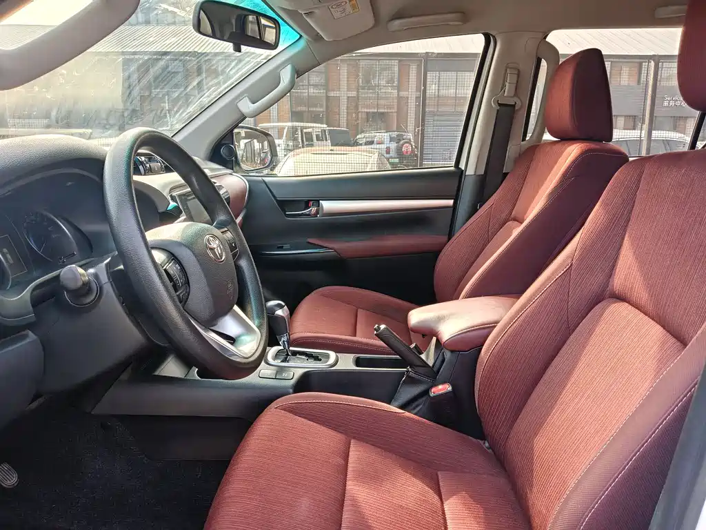Toyota Toyota Hilux 2019 2.7L Automatic 2019 - thumbnail 13