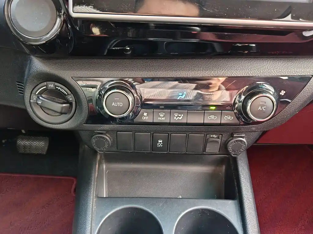 Toyota Toyota Hilux 2019 2.7L Automatic 2019 - thumbnail 22