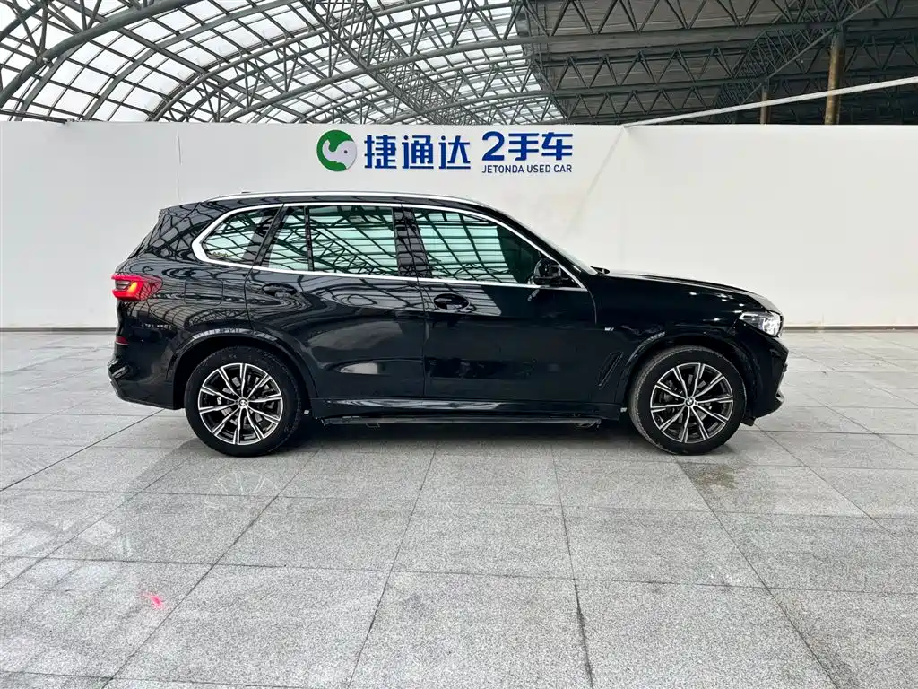 BMW BMW X5 xDrive40i M Sport Package (Imported) 2021 Model 2022 - thumbnail 2