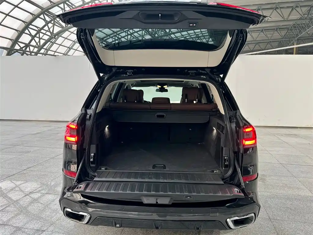 BMW BMW X5 xDrive40i M Sport Package (Imported) 2021 Model 2022 - thumbnail 9
