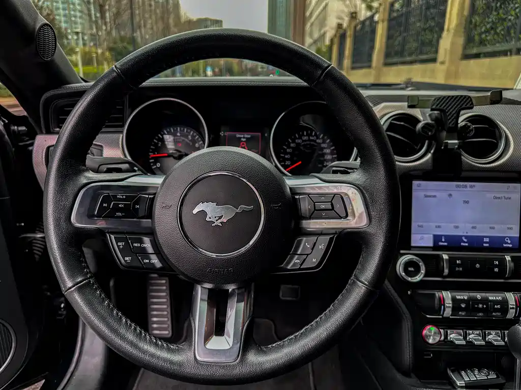 Ford Mustang 2020 2.3L EcoBoost 2022 - thumbnail 7