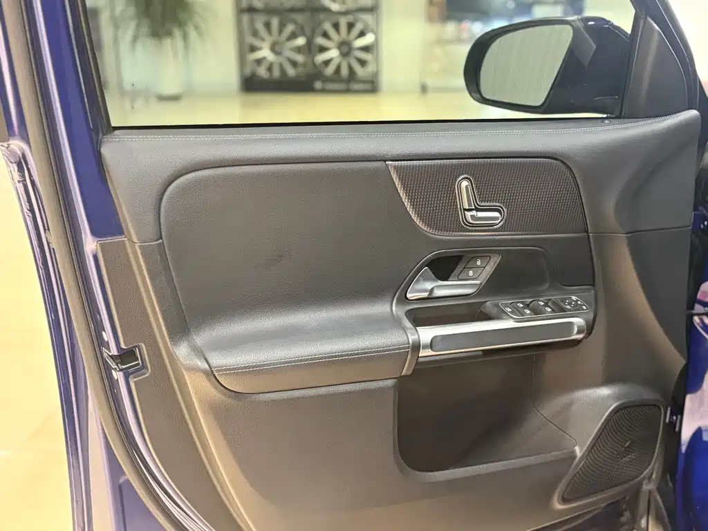 Mercedes-Benz Mercedes-Benz GLB 2020 GLB 200 Dynamic 2020 - thumbnail 11