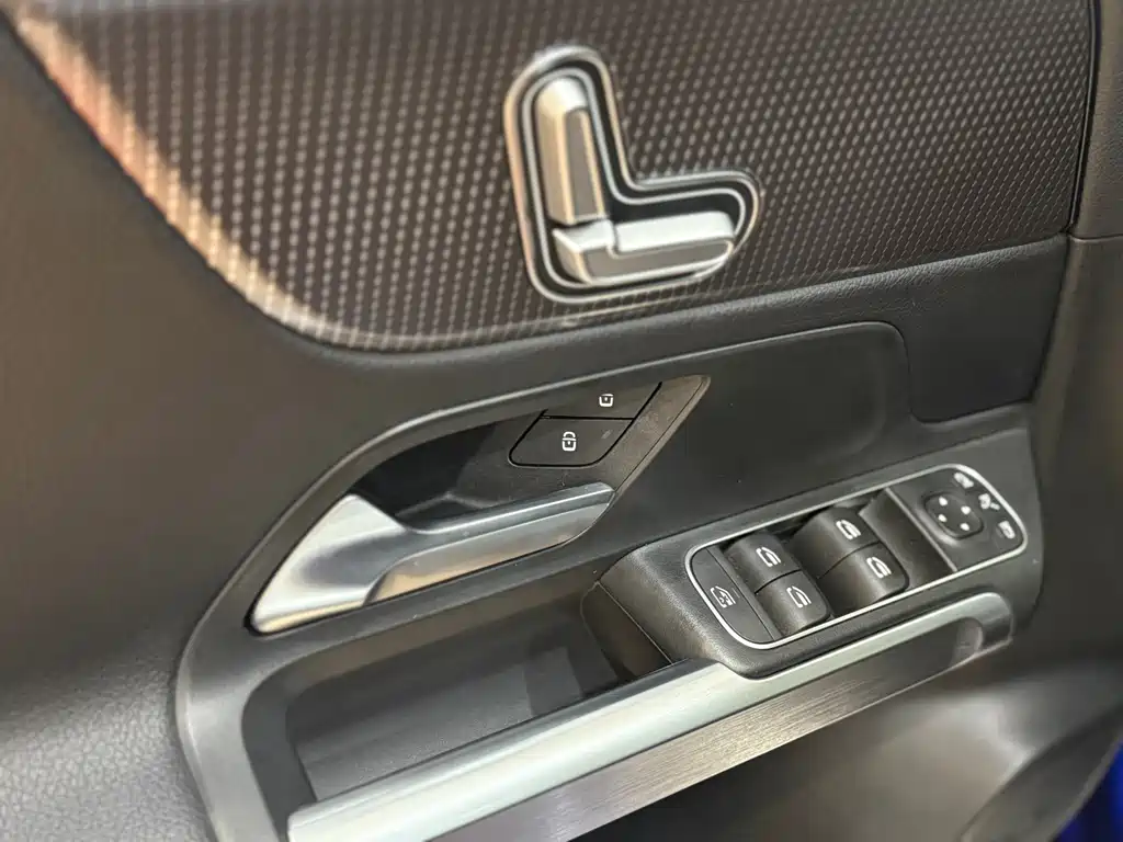 Mercedes-Benz Mercedes-Benz GLB 2020 GLB 200 Dynamic 2020 - thumbnail 12