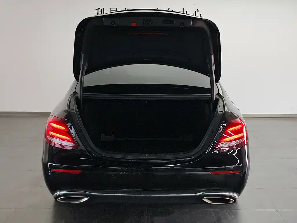Mercedes-Benz Mercedes-Benz E-Class 2020 Facelift E 300 L Fashion Edition 2020 - thumbnail 19
