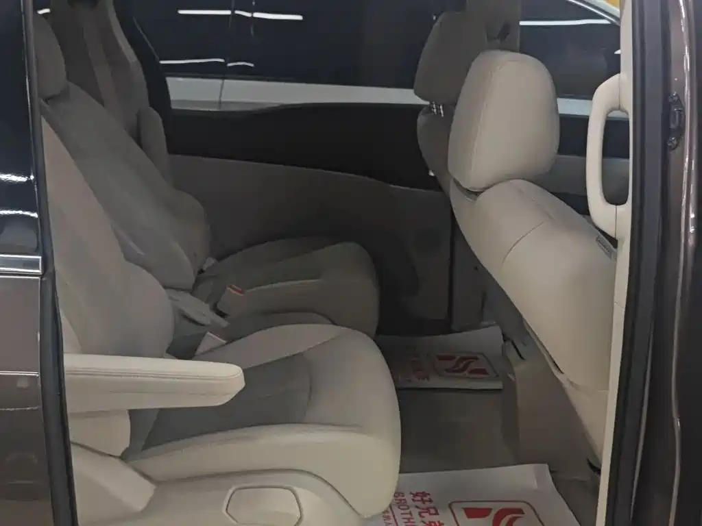 Buick Buick GL8 2023 Land Business Class Comfort Edition 2023 - thumbnail 7
