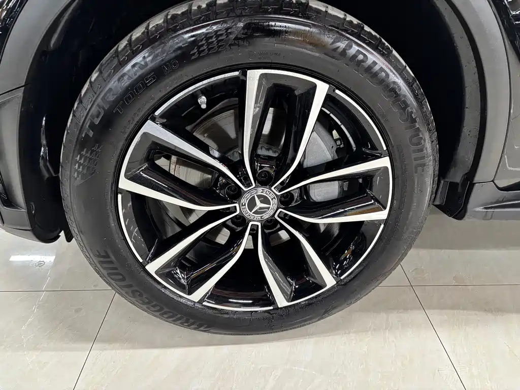 Mercedes-Benz Mercedes-Benz GLC 2022 Facelift GLC 260 L 4MATIC Luxury 2022 - thumbnail 4