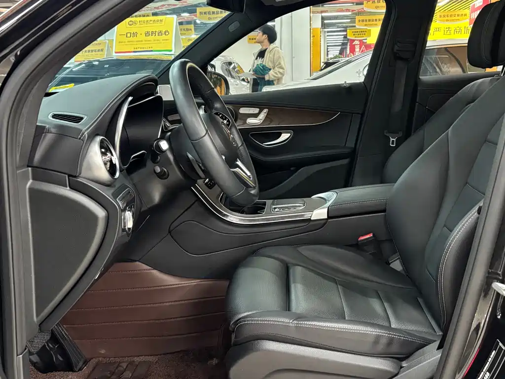 Mercedes-Benz Mercedes-Benz GLC 2022 Facelift GLC 260 L 4MATIC Luxury 2022 - thumbnail 6