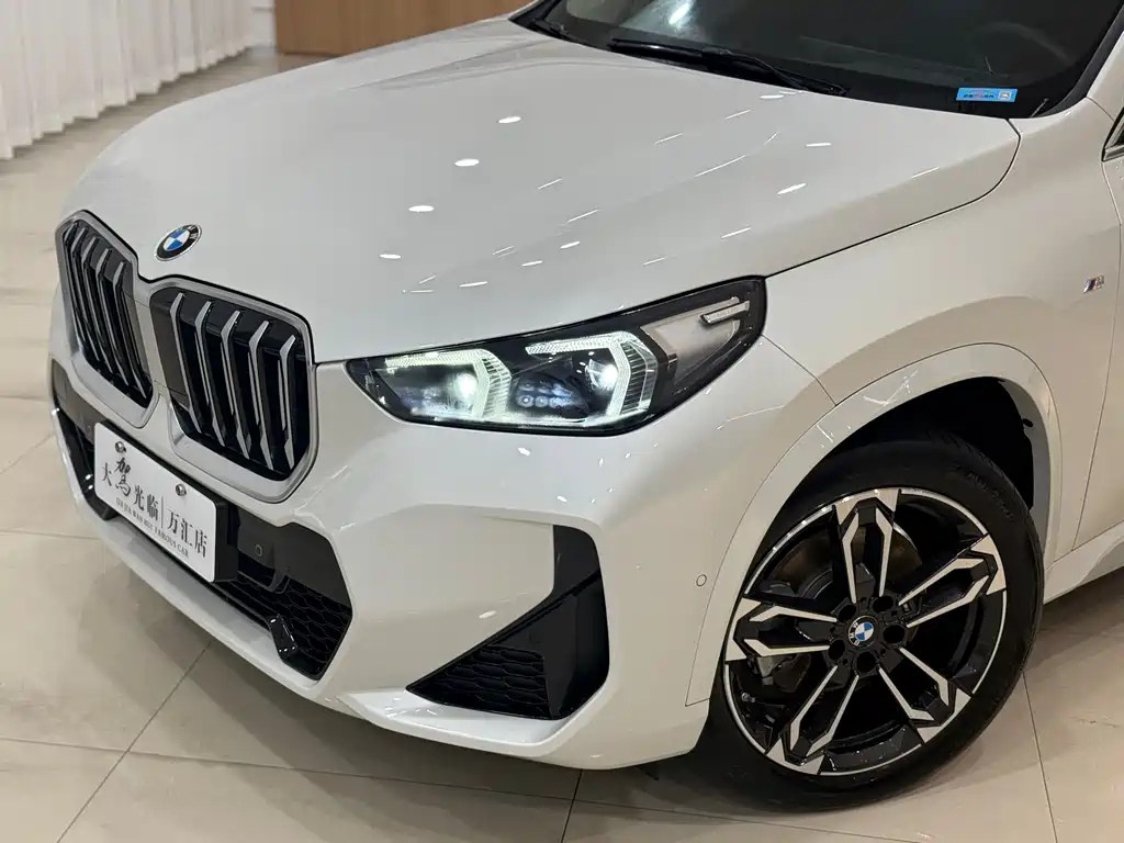 BMW BMW X1 2023 sDrive25Li M Sport Package 2023 - thumbnail 5