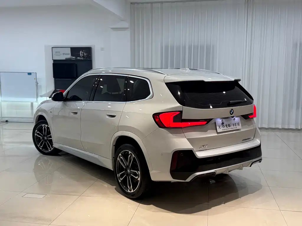 BMW BMW X1 2023 sDrive25Li M Sport Package 2023 - thumbnail 6