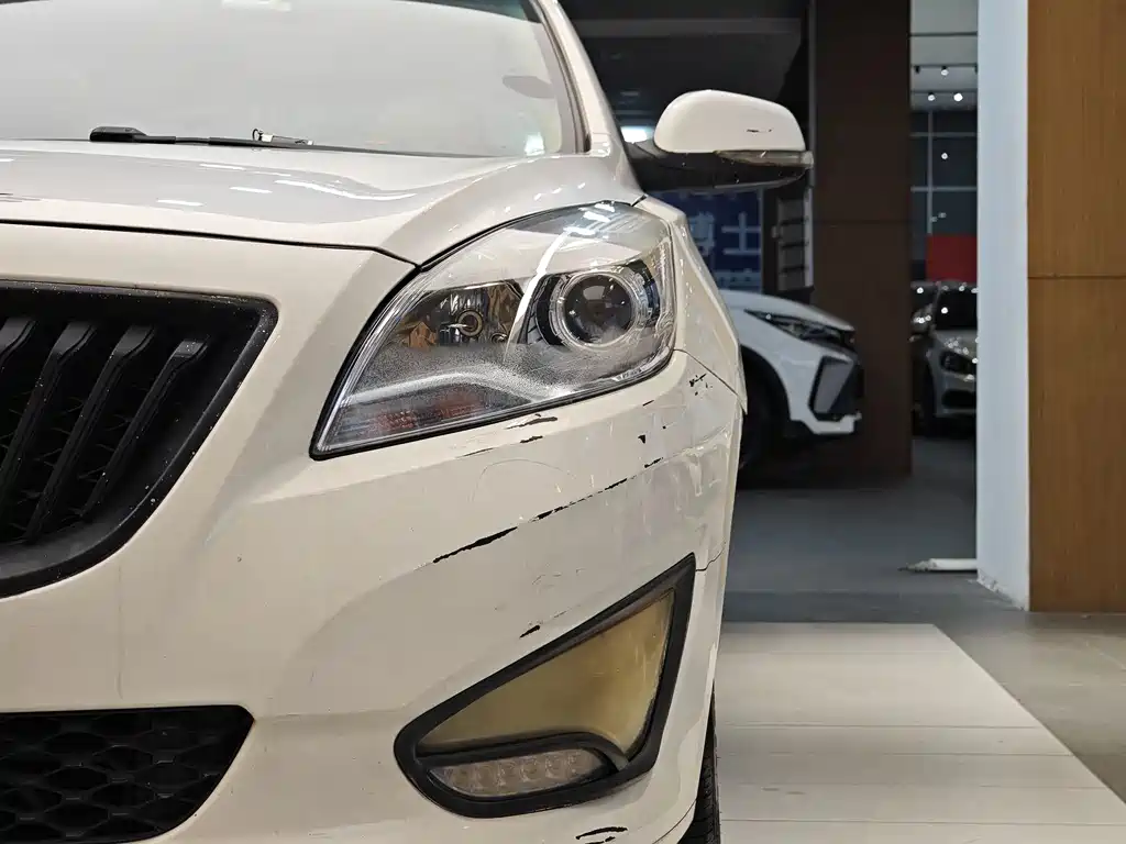 Haima Familia 2014 M5 1.6L Manual Fashion Edition 2015 - thumbnail 2