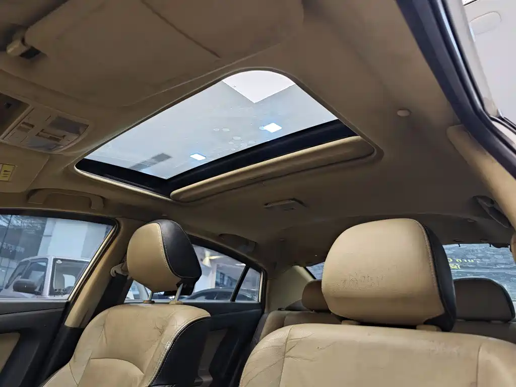 Haima Familia 2014 M5 1.6L Manual Fashion Edition 2015 - thumbnail 12