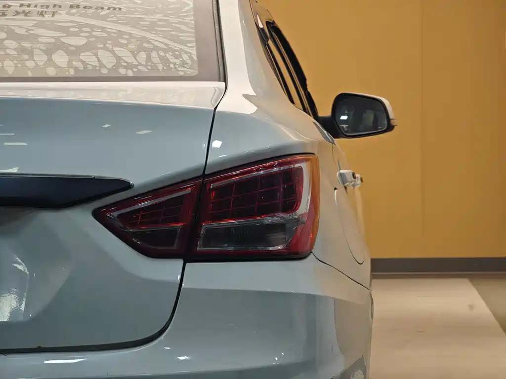 Haima Familia 2014 M5 1.6L Manual Fashion Edition 2015 - thumbnail 25